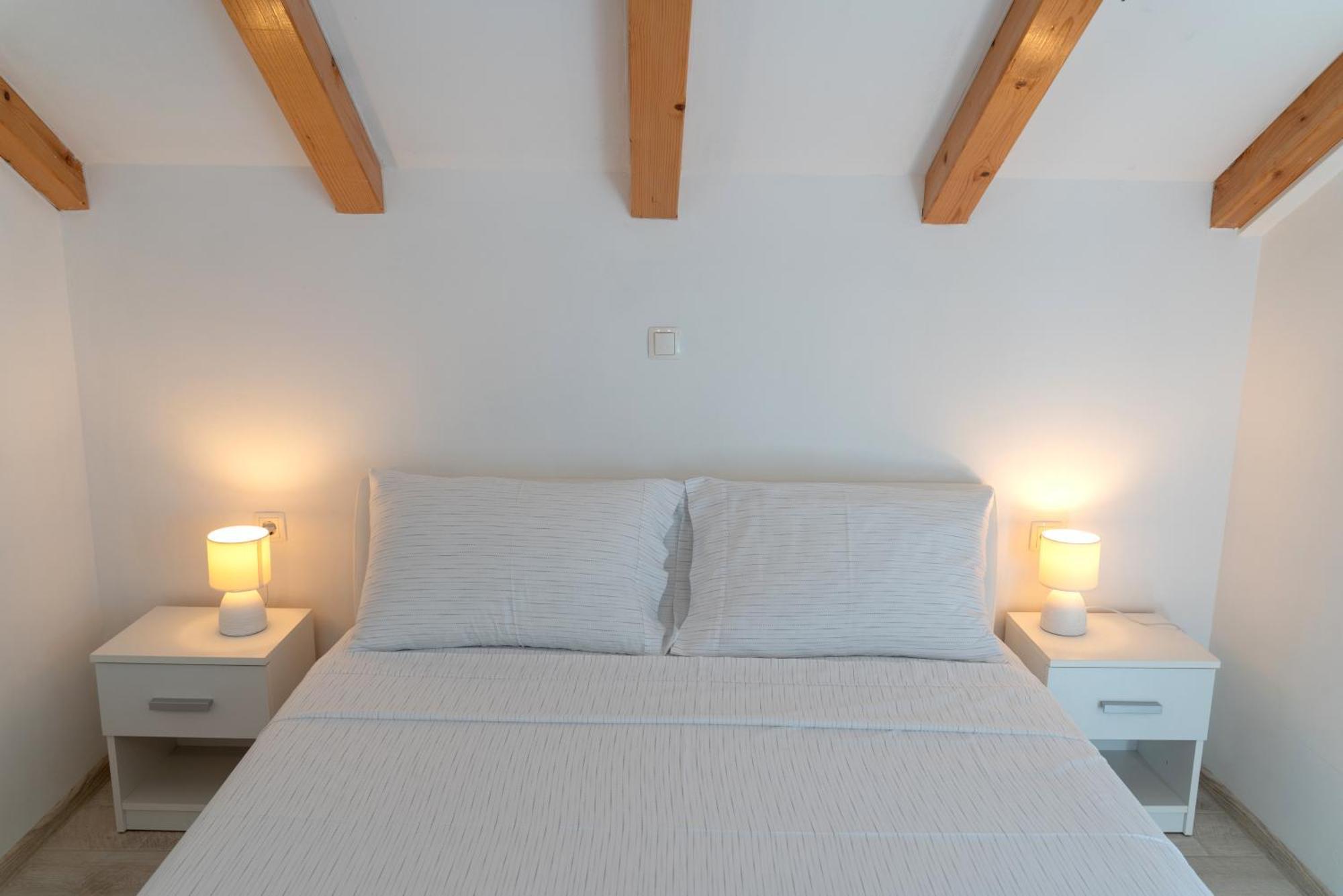 Apartments Srdanovic Omiš Exterior foto